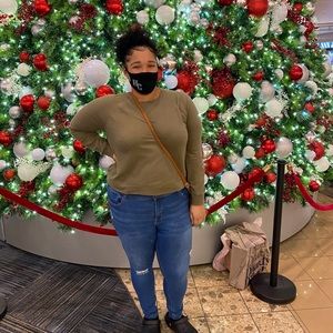 Meet your Posher, Britney